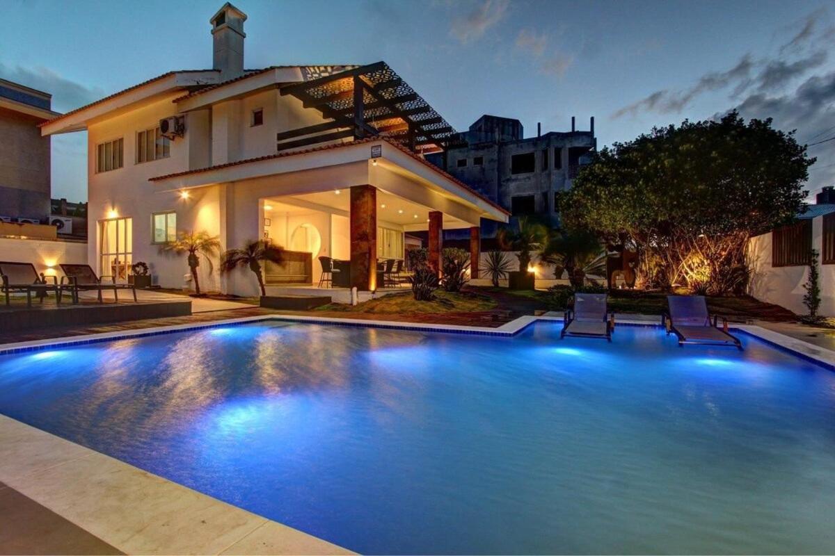Casa Do Artista A 60M Do Mar, Piscina, 4 Quartos Bombinhas Exteriér fotografie